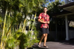 Hawaiian Performance Surfwear® Slippers: Black -Clothing Sales Store 6X2A0826 76846.1691182972